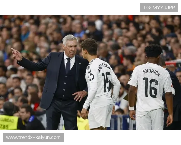 VAR技术再引争议，本菲卡皇马比赛中判罚尺度受质疑